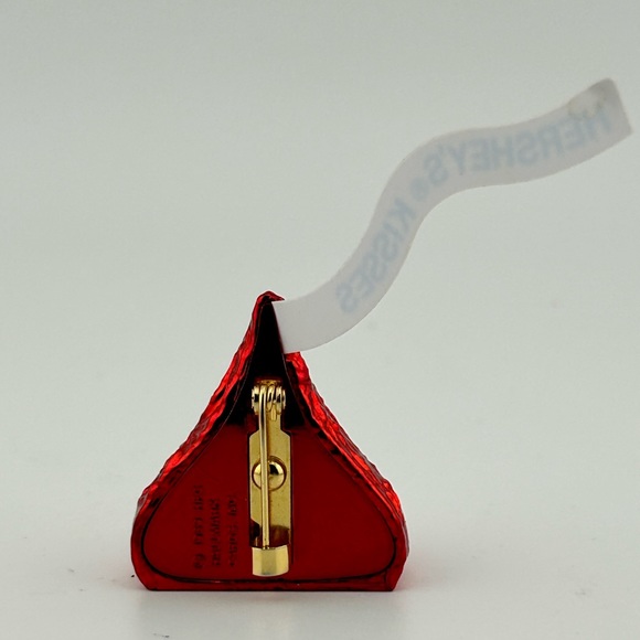 Vintage, Hershey Kiss, Red Pin/Brooch, by Hallmark - Picture 4 of 6